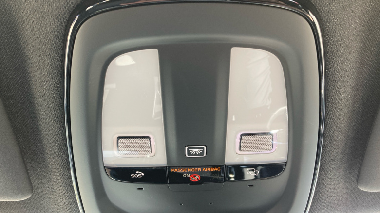 Volvo XC40 2.0 B3P Core 5dr Auto Petrol Estate